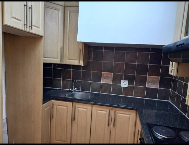 3 BEDROOM APARTMENT RENTED IN MONTCLAIR